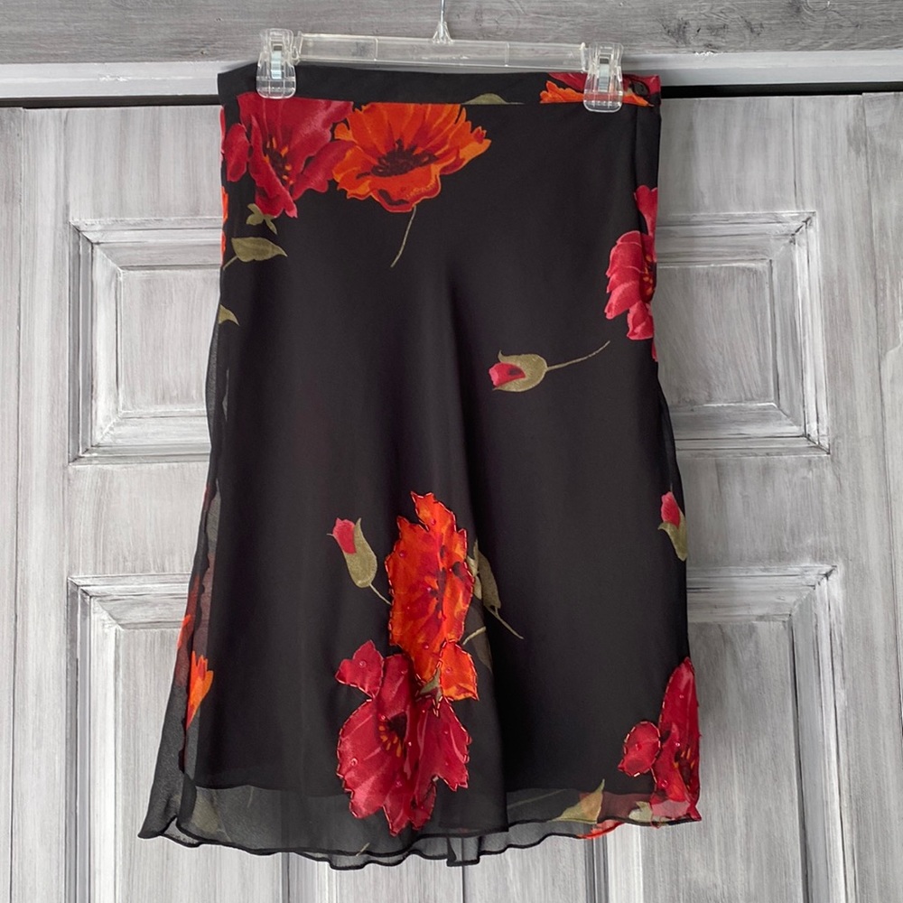 Style n Design Poppy Flower Skirt